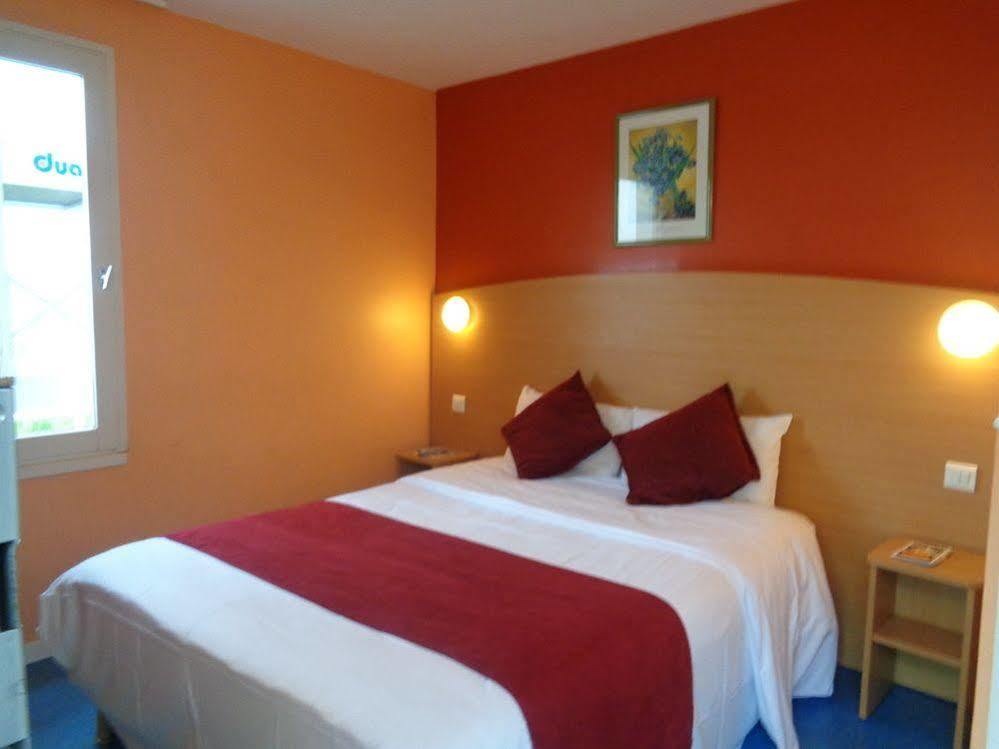 Hotel Initial By Balladins Roissy Cdg / Saint-Mard Екстериор снимка